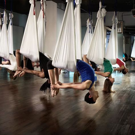 Aerial Yoga Hammock, Yoga Photoshoot, Group Yoga, Aerial Fitness, Yoga Essentials, Group Fitness Classes, Fitness Trends, Aerial Yoga, Group Fitness