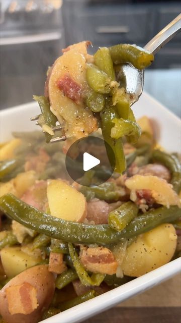 Green Beans And Bacon Stove Top, Potatoes And Green Beans Stove Top, Green Beans Potatoes And Bacon, Southern String Beans Recipe, String Beans And Potatoes Recipes, Fresh String Bean Recipes, Southern Green Beans Recipe Canned, Potato And Green Bean Recipe, Green Bean And Potato Recipe