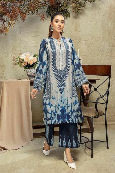 #PakistaniDresses #Pakistanieiddress #newdressdesigns So Lovely & Appealing Pakistani Party Dresses Designs for Girls 2022 Beautiful & Stylish Baby Girls Frocks Dresses Designs Ideas 2022 https://youtu.be/S85TMhqSAIU Unique & Decent Night Dress Designs Ideas for Girls || Easy Comfort Nighty Collection 2022 https://youtu.be/1qSOuafGIno Top Amazing & Attractive Latest Pakistani Red Bridal Dresses Designs Collection 2022 https://youtu.be/dmkwAbgc93Q my website free patterns http://www.pattern Ladies Suit Design, Dress Designs For Girls, Kurti Fashion, Suits For Wedding, Eastern Wear, Asian Clothing, Kameez Designs, Pakistani Clothes, Designer Party Dresses