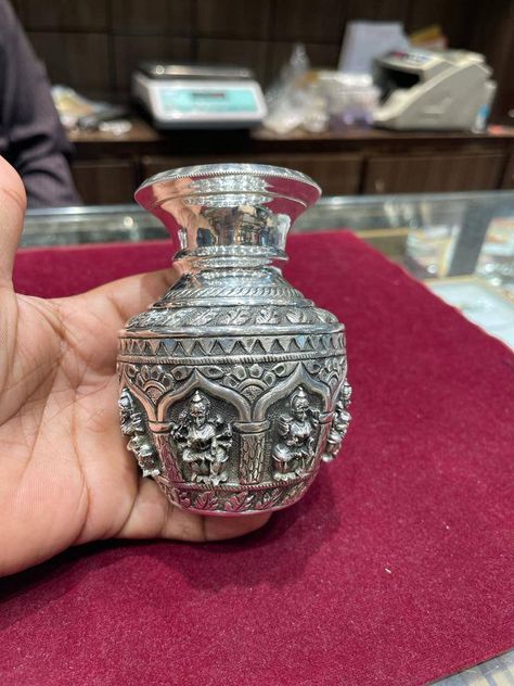 Silver Kalash, Ashta Lakshmi, Puja Items, Flower Petal Art, Silver Payal, Goddess Of Wealth, Hindu Rituals, Pooja Items, Unique Plates