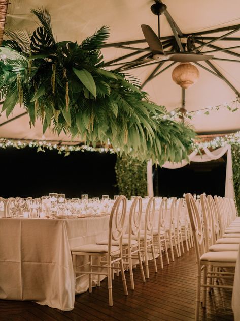 Tropical meets glam in the jungle of Manuel Antonio beach for this jaw-dropping destination wedding. We are loving the white orchids in the bridal bouquet, the chic bridal look and the stunning tropical floral installation used in both the ceremony and reception! Jungle Wedding Theme, Tropical Wedding Bouquets, Jungle Wedding, Tropical Wedding Theme, Tropical Glam, Tropical Wedding Inspiration, Deco Jungle, Candle Table Decorations, Tropical Wedding Flowers