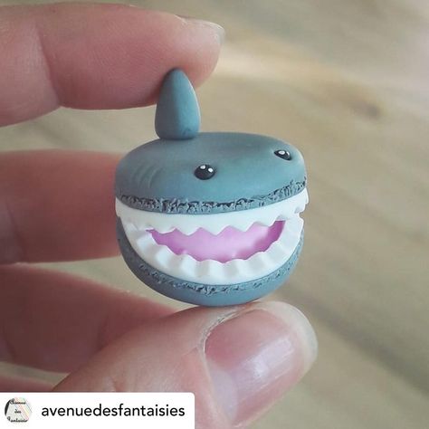 Crème Macarons on Instagram: “Thank you everyone for all the love! It’s been pretty amazing to see everyone replicate my Shark Macarons 🦈! Special shoutout to this cool…” Shark Macarons, Lobster Party, Shark Cupcakes, Macarons, Shout Out, Love It, Birthday Party, Thank You, Gemstones