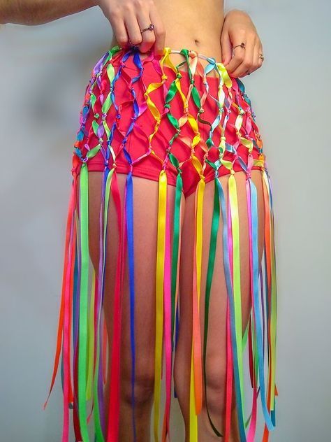 Short Carnaval, Outfits Carnaval, Ideas Para Carnaval, Outfit Carnaval, Fantasia Diy, Diy Carnaval, Carnaval Diy, Body Carnaval, Pride Parade Outfit