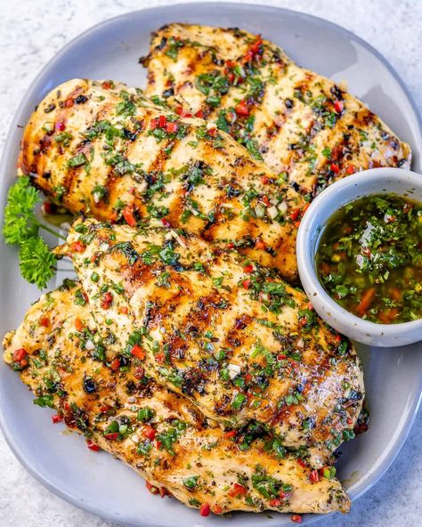 top view of grilled chimichurri chicken breast on a white plate Grilled Chicken Breast Recipes, Chimichurri Chicken, Ground Chicken Recipes, Dried Basil, Healthy Fitness Meals, Healthy Grilling, Chimichurri Sauce, Grilling Chicken Breast, Baked Chicken Breast