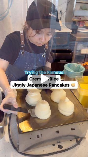 Fuwa Fuwa Pancake Recipe, How To Make Japanese Pancakes, Japanese Pancakes Fluffy Recipe, Jiggly Pancakes, Fluffy Japanese Pancakes Recipe, Pancake Japanese, Japanese Fluffy Pancakes, Japanese Pancake Recipe, Japanese Pancake