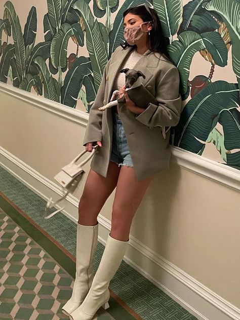 Stylizacje Kylie Jenner, Moda Kylie Jenner, Kylie Jenner Dress, Kylie Jenner Street Style, Ropa Kylie Jenner, Stile Kylie Jenner, Estilo Jenner, Look Kylie Jenner, Looks Kylie Jenner