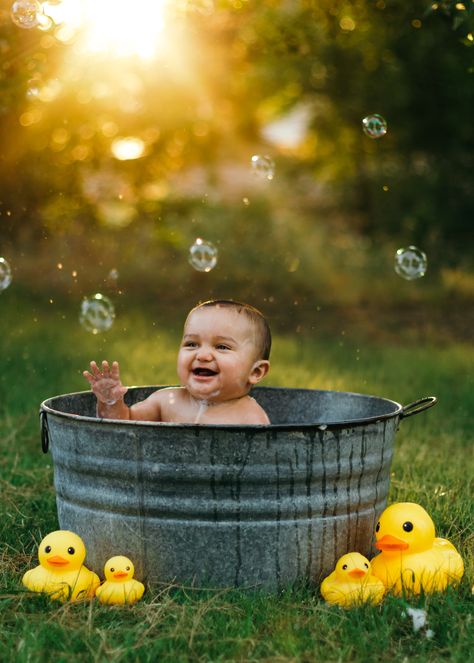 1 Year Photoshoot Ideas Boy, 1st Year Photoshoot Ideas, Baby Boy Photo Shoot Ideas 1 Year, One Year Old Boy Photo Shoot, One Year Old Photoshoot Boy, Boy 1st Birthday Photoshoot, First Birthday Photo Shoot Ideas Boy, 1st Birthday Photoshoot Outdoor, Boy First Birthday Photoshoot