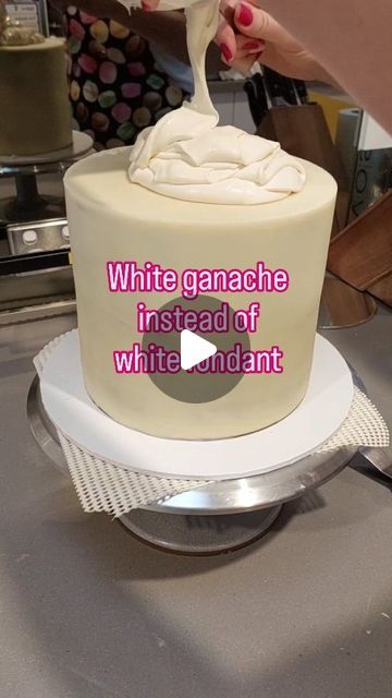 Custom Cakes, Cookies & Sweets on Instagram: "When you're wanting a white cake but don't love fondant  Whitened white chocolate ganache to the rescue.  To achieve the white, I use @colour.mill white oil based colour with the smallest amount of purple to cancel out the yellow.  Recipe: For my white chocolate ganache =  3 parts white compounding chocolate: 1 part thickened cream.   #whitecake #whitechocolate #ganache #whitechocolateganache #cakehack #caketips #caketutorials #caketutorial #colourtheory #melbournecakedecorator #melbournecakes #cakereel" White Chocolate Cake Decoration, White Chocolate Ganache Frosting, White Chocolate Ganache Recipe, White Ganache, White Fondant Cake, Crumb Coating A Cake, Buttercream Recipes, Chocolate Ganache Icing, Thickened Cream