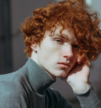 Curly Ginger Hair, Ginger Hair Men, Red Hair Boy, Ginger Boy, Cute Ginger, Red Curly Hair, Ginger Men, Poses References, Hair Reference