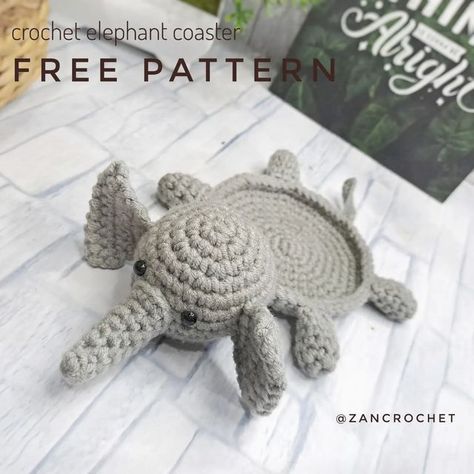 Coaster Crochet, Instagram Pattern, Coaster Pattern, Crochet Bee, Crochet Elephant, Diy And Crafts Sewing, Shawl Crochet Pattern, Crochet Bunny, Crochet Patterns For Beginners