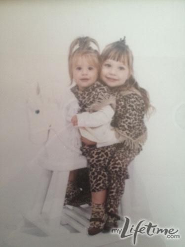 Maddie And Kenzie, Mom Baby Pictures, Maddie Mackenzie, Cheer Photography, Dance Moms Maddie, Maddie Z, Dance Moms Cast, Abby Lee Miller, Toddler Pictures