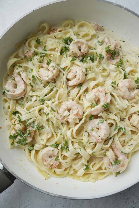 Sea Bass Recipes Healthy, Creamy Linguine, Easy Shrimp Pasta, Shrimp Linguine, Food Dolls, Lobster Recipes Tail, Shrimp Alfredo, Linguine Pasta, Lobster Recipes