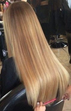 Good Long Hair, Hair Trends 2024, Red Hair Trends, Summer Blonde Hair, Single Dad, Dyed Blonde Hair, Straight Blonde Hair, Dirty Blonde Hair, Honey Blonde Hair