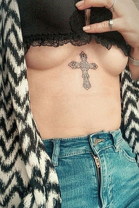 Religious Sleeve Tattoos, Cross Tattoo For Women, Pretty Cross Tattoo, Religious Tattoo Sleeves, Brust Tattoo Frau, Tiny Cross Tattoo, Crucifix Tattoo, Dragon Celtic, Small Cross Tattoo