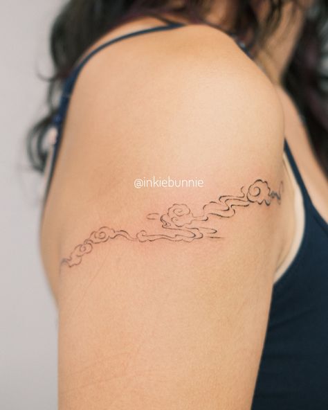 🐰 just give it a flow ☁️ 🌱 do not copy . . . . . . 🏷️ #japanesecloudtattoo #cloudtattoo #bodytattoo #inkiebunnie #dallastattooartist #dfwtattooartist Cloud Band Tattoo, Chinese Cloud Tattoo, Japanese Cloud Tattoo Design, Chinese Clouds Tattoo, White Lotus Tattoo, Japanese Cloud Tattoo, Cloud Tattoos, Cloud Tattoo Design, Clouds Tattoo