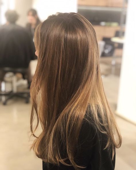 Ash Toned Hair, Kailani Core, Makeup Tip, Brown Blonde Hair, Long Wavy Hair, Long Straight Hair, Hair Inspo Color, Light Brown Hair, 가을 패션