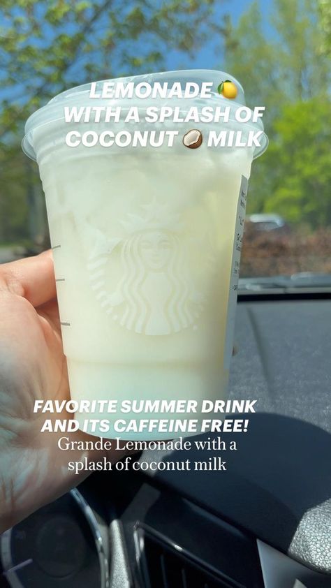 Diy Summer Drinks, Starbucks Lemonade, Keto Starbucks Drinks, Coconut Milk Drink, Starbucks Hacks, Starbucks Secret Menu Recipes, Cold Starbucks Drinks, Starbucks Drinks Diy, Starbucks Summer