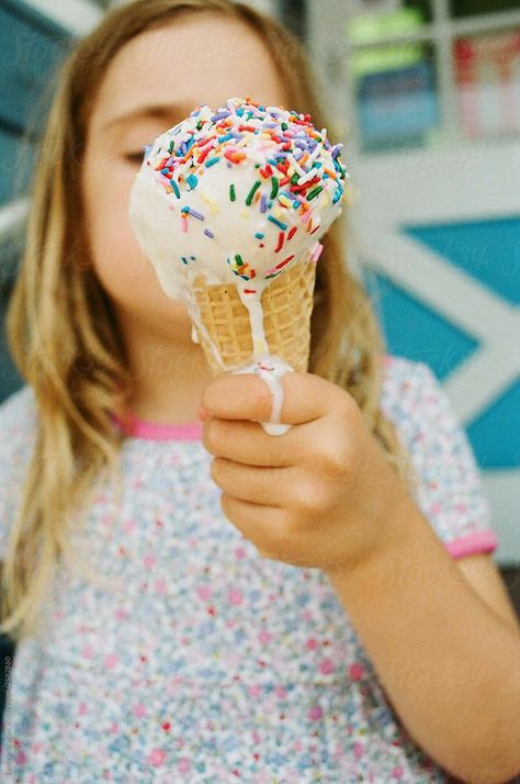 Kids Eating Ice Cream, Polar Ice Cream, Ice Cream Photoshoot, Cream Photoshoot, Ice Cream Pictures, Kodak Ultramax 400, Ultramax 400, Ice Cream Kids, Ice Cream Photography