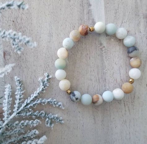 Gold Heart Jewelry, Jewelry Gold Bracelet, Hand-strung Moonstone Beaded Bracelets For Meditation, Stone Bracelets, Amazonite Bracelet, Bracelet Heart, Bracelet Stacking, Diffuser Bracelets, Gemstone Beaded Bracelets