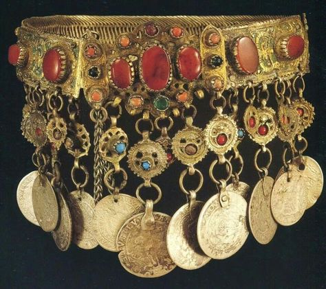 Silver collar with enamel, semi-precious stones, and hanging Austrian coins. Macedonia or Thrace. 18th Century AD. Athens, Benaki Museum. Slavic Design, Balkan Style, Historical Accessories, Museum Identity, Benaki Museum, Foreign Coins, Afghan Jewelry, Greek Jewelry, Silver Belts