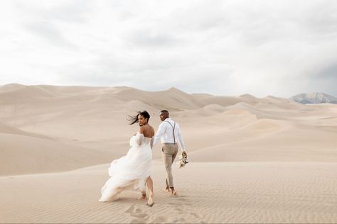 The sand dunes can be a unique location for an elopement or micro wedding and is much more affordable than some options. Sand Dunes Wedding, Sand Dunes Elopement, Desert Photoshoot Ideas, Sand Dunes Photoshoot, Sand Wedding, Desert Shoot, Moodboard Wedding, Great Sand Dunes National Park, Colorado Style