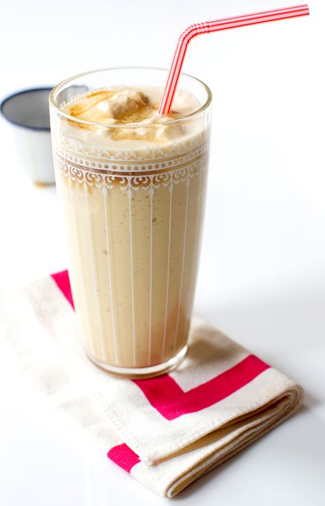 Maple Syrup Milkshake | SAVEUR Avocado Drink, Vanilla Milkshake Recipe, Maple Recipes, Maple Syrup Recipes, Oreo Milkshake, Rich Desserts, Milkshake Recipes, Syrup Recipe, Smoothie Shakes