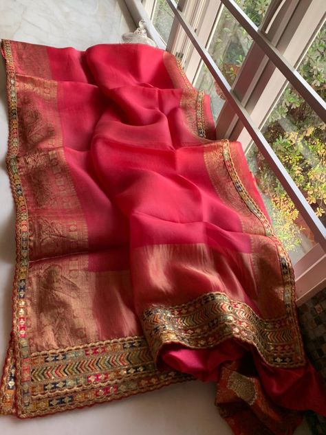 Organza Sarees With Zari Border, Red Tissue Saree, Aesthetic Sarees, Tissue Sarees, Saree Wearing Styles, Simple Saree Designs, Indian Sari Dress, Indian Bride Outfits, Fashionable Saree Blouse Designs