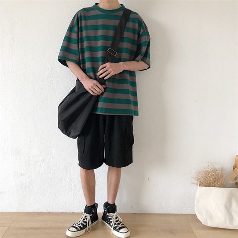 Comfy Outfits Summer Men, Mens Fashion Shorts Outfits, Japanese Men Summer Outfit, Japanese Summer Streetwear, Summer Japanese Outfits Men, Japanese Summer Outfits Men, Grunge Summer Outfits Men, Striped Shirt Outfit Men, Mens Shorts Outfits