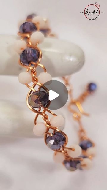 Lan Anh Handmade | Making sweet, lovely twisted bracelets | wire and beads Jewelry  #shortsvideo #diy #handmade | Instagram Wire Bracelet Ideas, Crochet Wire Jewelry, Jewellery Making, Wire Bracelets Diy, Wire Bracelet Tutorial, Crochet Bracelet Pattern, Wire Crochet Jewelry, Twisted Bracelet, Crochet Jewelry Patterns