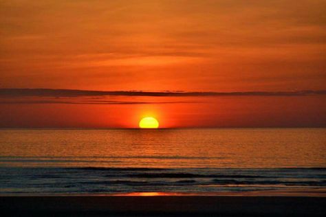 Ogunquit, Maine Sun Set Landscape, Sun Set Aesthetic, Ogunquit Maine, Nothing Gold Can Stay, Scenery Pictures, Sun Set, Sunset Landscape, Summer Dream, Sunset Photos