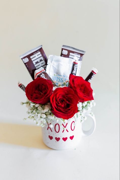 Coco loco arrangment with roses and chocolate. Dozen Red Roses, Get Well Flowers, Sending Flowers, Mothers Day Weekend, Fresh Flower Delivery, Order Flowers Online, Rough Day, Valentine Day Special, Local Florist