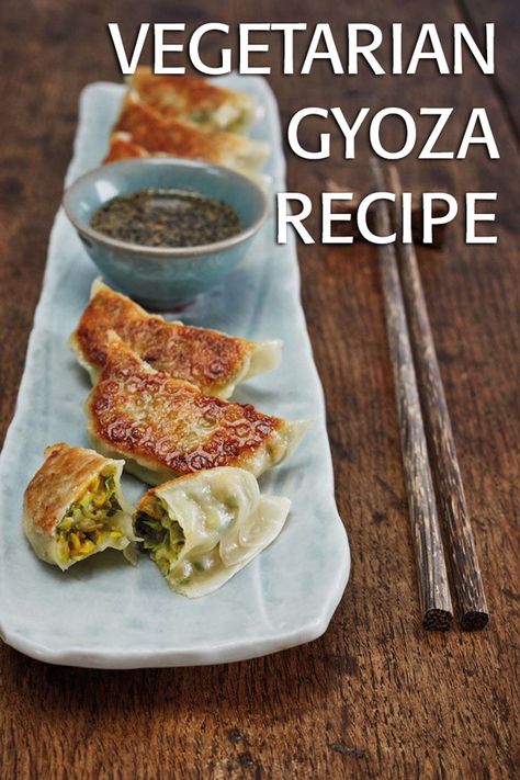 Vegetarian Japanese Gyoza Recipe from InsideJapan and London-based chef, Reiko Hashimoto. #InsideJapan #Japan #Foodie #Travel Japanese Food Recipes Vegetarian, Japanese Food Vegetarian, Vegan Gyoza Soup, Gyoza Recipe Vegetarian, Vegan Gyoza Recipe, Vegetarian Dumplings Recipe, Veggie Gyoza, Vegetarian Gyoza, Vegan Gyoza