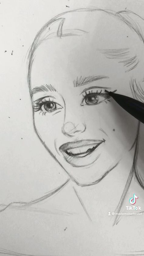 mademoisellestefart on Instagram: Today i draw @arianagrande watching her new @r.e.m.beauty tutorial 🥹💖 FOLLOW FOR MORE ART . . . #pencildrawing #pencilportrait #pencilart… Ariana Grande Drawings Easy, How To Draw Ariana Grande, Ariana Grande Nose, Ariana Grande Ponytail, Drawings To Trace, Beauty Tutorial, Ponytail Tutorial, Ariana Grande Drawings, R E M Beauty