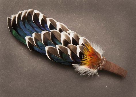 Peacock Wings, Fan Diy, Smudge Fan, Smudging Feathers, Earth Craft, Aboriginal American, Indian Feathers, Spiritual Work, Shamanic Journey