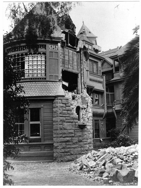 Damage from the 1906 earthquake. Winchester House, Winchester Mystery House, Mystery House, Architectural History, Mansion Floor Plan, Architecture History, Victorian Mansions, House Drawing, House Floor