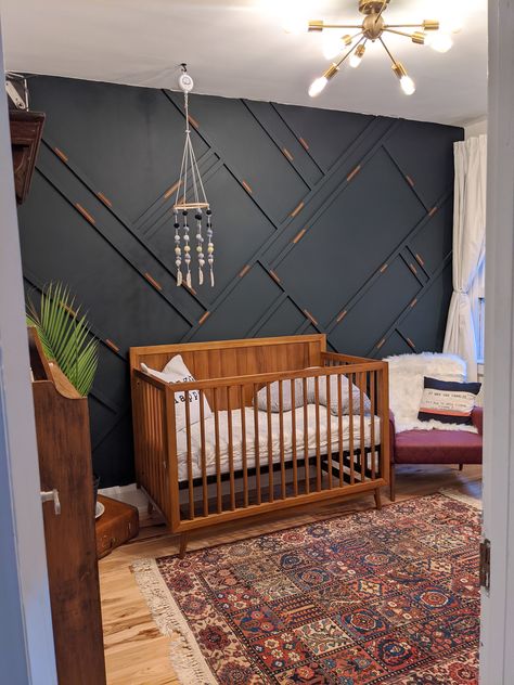 Watch how I turn this Nusery into a Mid Century Modern Vintage Dream! Triplets Nursery, Mid Century Modern Nursery, Mid Century Nursery, Diy Mid Century Modern, Diy Mid Century, Natural Nursery, Nursing Chair, Glider Recliner, Nursery Room Inspiration