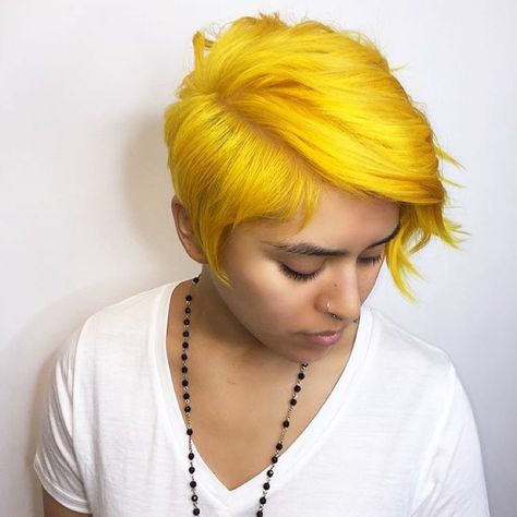 Hair Dye Brands, Easy Professional Hairstyles, Neon Green Hair, Vegan Hair Dye, Green Hair Dye, Hair Dyes, Vegan Hair, Hair Shades, Yellow Hair