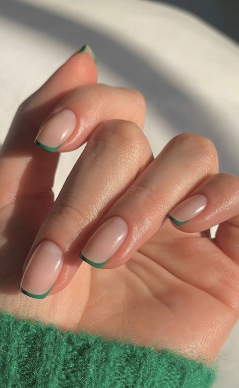 Natural French Nails, Dot Nail Designs, Opi Gel Nails, Elegant Nail Designs, London Nails, French Nail Designs, Dots Nails, Latest Nail Art, Short Nail Designs