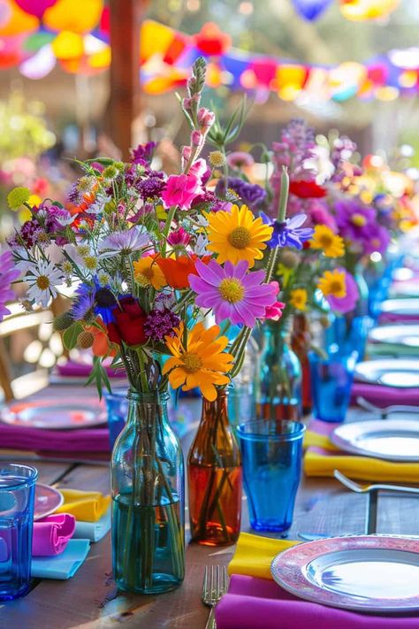 Wildflower Tablescape, Wildflower Centerpieces, Simple Family Meals, Rectangle Tables, Green Tablecloth, Lavender Bouquet, Pink Wedding Cake, Boda Mexicana, Rainbow Wedding