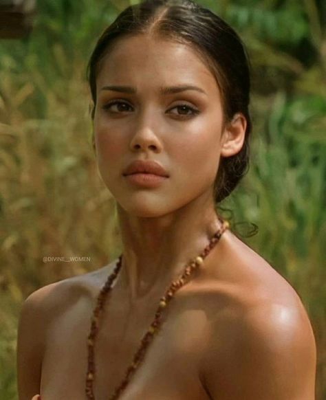 Maquillaje Natural, Jessica Alba, Cute Makeup, Beauty Face, Pretty Face, Aesthetic Girl, Natural Makeup, Beauty Women, Pretty People