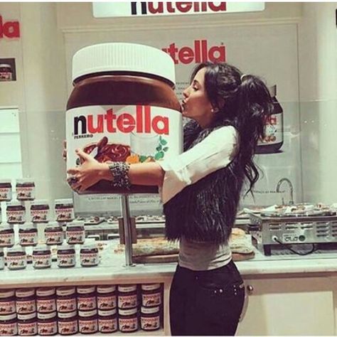 Nutella Tumblr, Fun Jobs, Nutella Lover, Nutella Jar, Nutella Spread, Nutella Recipes, Cheat Meal, Dunkin Donuts Coffee Cup, Food Goals