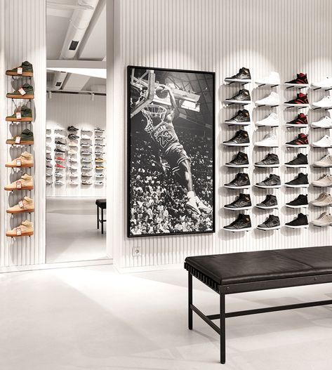 Shoe Stores Design, Sneaker Shop Interior, Sneaker Store Interior Design, Sports Store Interior, Sneakers Shop Interior Design, Shoe Room Design, Sneakers Store Design, Sneaker Shop Design, Shoe Store Interior Design