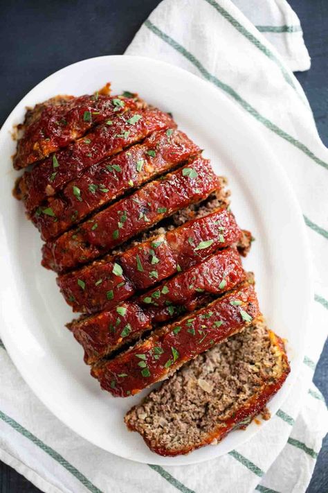 Meatloaf Ketchup Glaze, Meatloaf Glaze Recipe, Easy Homemade Meatloaf, Lipton Onion Soup Meatloaf, Ground Beef Meatloaf, Traditional Meatloaf Recipes, Beef Meatloaf Recipes, Traditional Meatloaf, Beef Meatloaf