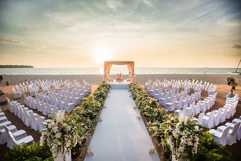 Zara and Dhruv Indian Beach Wedding, Wedding Ideas Beach, Mandap Design, Beach Wedding Locations, Beach Wedding Ideas, Phuket Wedding, Mandap Decor, Wedding Backdrop Design, Wedding Mandap