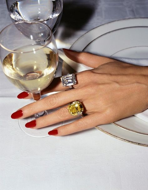 RED NAILS PHOTO BY THOMAS LAGRANGE Provincial Furniture, Rebecca Ferguson, Aesthetic Nails, A Glass Of Wine, Glass Of Wine, Hand Holding, French Provincial, Jewelry Photography, Red Aesthetic