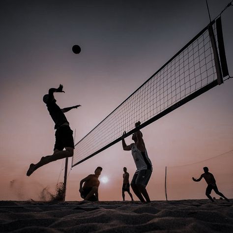 Playing Volleyball Aesthetic, Volleyball Boys, Story In English, Volleyball Life, Volleyball Photography, Volleyball Wallpaper, England Cricket Team, Volleyball Photos, Volleyball Inspiration