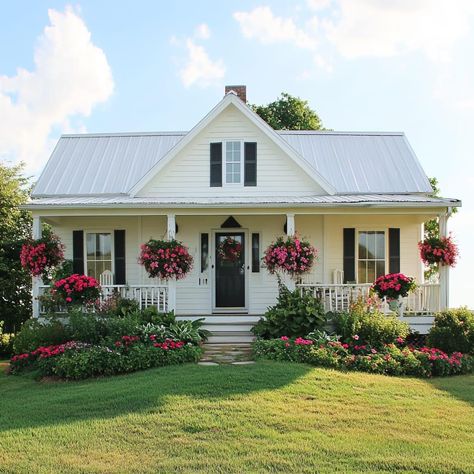 Cottage Core House Exterior, Cottage Core House, Windsor Homes, Simple Cottage, Southern House, Cottage Style House Plans, Bungalow Homes, Charming Cottage, Lakeside Cottage