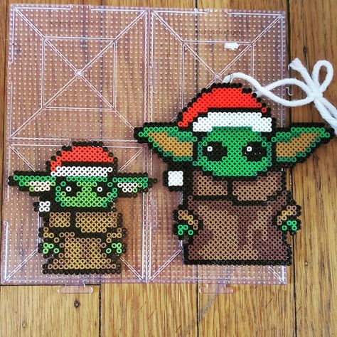 Mini and Large Baby Yoda Baby Yoda Perler Beads, Yoda Perler Beads, Christmas Hama Beads, Perler Bead Ornaments Pattern, Perler Beads Christmas, Perler Bead Ornaments, Hama Beads Christmas, Melt Beads Patterns, Christmas Perler Beads