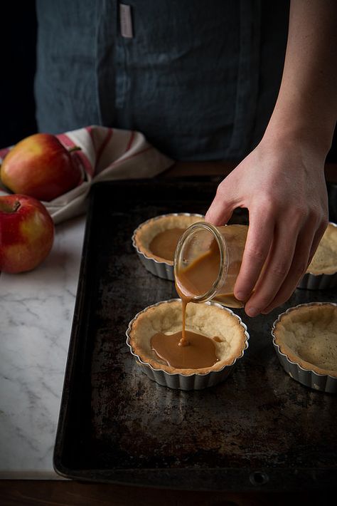 Caramel Apple Rose Tarts, made with Cajeta | Will Cook For Friends Caramel Apple Tartlets, Mini Apple Tarts, Apple Tartlets, Apple Rose Tart, Mini Caramel Apples, Apple Rose, Mini Tart, Apple Tart, Mexican Dessert