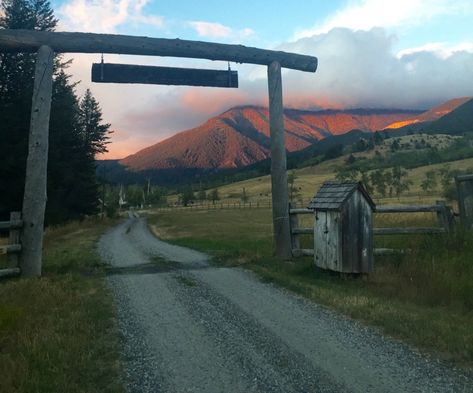 Sanctuary Home, Ranches Living, Montana Ranch, Montana Homes, Drømme Liv, Future Farms, Dream Life House, Last Ride, Country Lifestyle